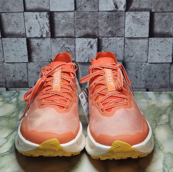 Women's Adidas Terrex Agravic Speed Ultra Amber Tint Spark Size 9.5 - Picture 5 of 12